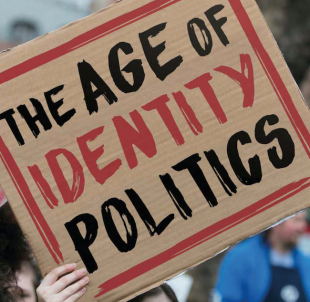 Über linke und rechte Identitätspolitik
